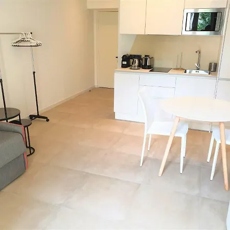 Centre 301 Apartment